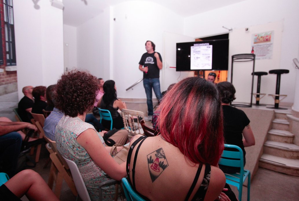 En El Paracaidista presenciamos el encuentro con "PLANETA UMMO, CAPITAL MADRID".
¿Estuvisteis?

💥🛸💥