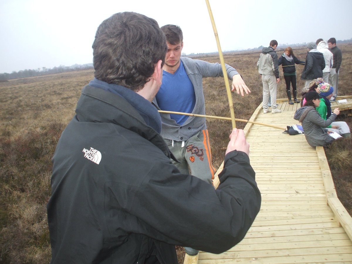 Maynoothgeog's tweet photo. It's #OffalyWeek for the @geogsocire's #YearofGeography
To tie in with this, let's look back to the march 2012 Irish Fieldtrip, when the #GY205 class visited Clare Bog and Lough Boora (and lunched in Kicormac) on "Offaly Day". Craziness ensued...
https://t.co/CtFg7agn0V https://t.co/5RWKlva9R9