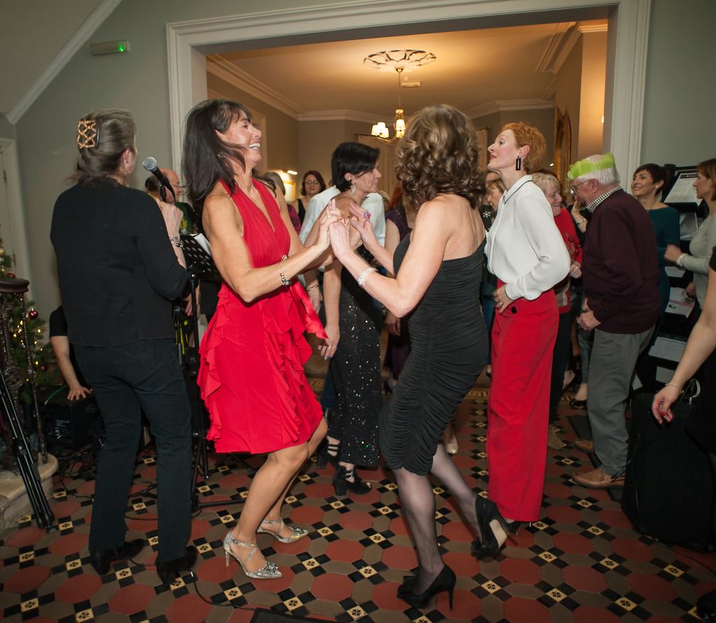 HolmerParkSpaHC's tweet photo. We thought it was about time we shared a few photos from our Christmas Party 🎄A great time was had by all and we're already looking forward to the next one! It will come round sooner than you think! 😃 #HolmerPark #ChristmasParty2018 #PartyTime #Hereford https://t.co/y2v5AaxO2J