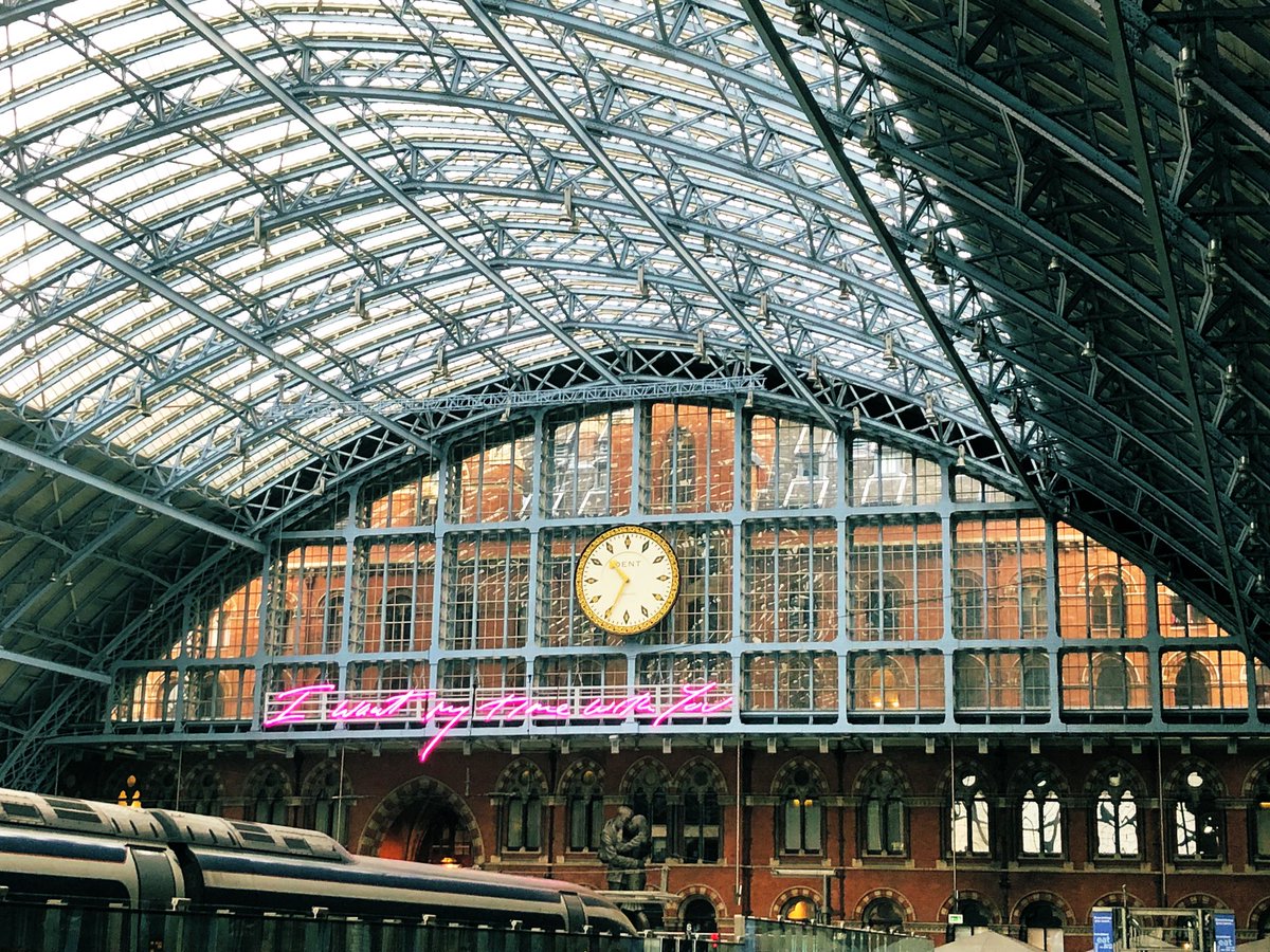 MASCARENHASANTH's tweet photo. And the Trip begins to Champagne France and Back # Eurostar https://t.co/9Dgx3vBFh7