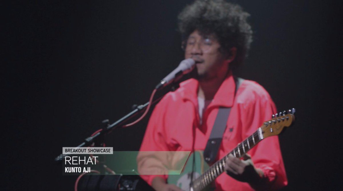 BreakoutNET's tweet photo. And this's it! #BreakoutShowCase sore ini, @KuntoAjiW - Rehat https://t.co/VSZaLfhg5o