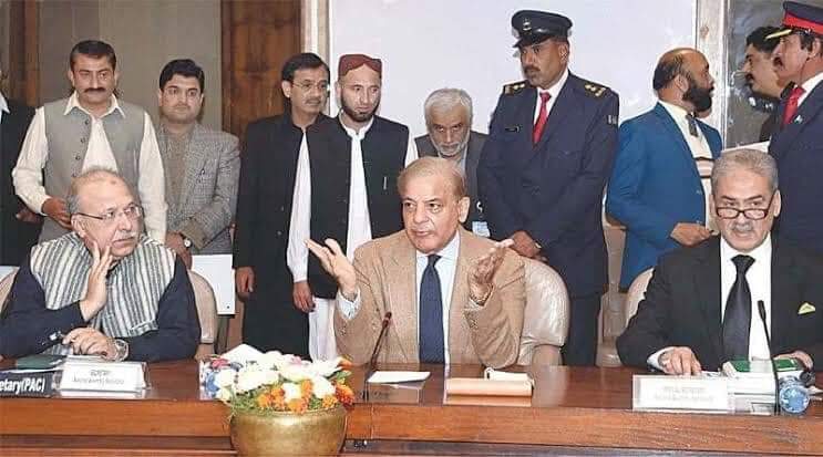 farooqie1's tweet photo. جیل کا ایک قیدی اداروں کا احتساب کرنے آتا ہے اور پھر واپس جیل چلا جاتا ہے...!!
کب بدلے گا یہ نظام؟؟؟؟
پہلے ایک امید تھی کہ #ImranKhan آ کر سب ٹھیک کر دے گا اب تو وہ امید بھی ختم ہوتی جا رہی ہے
#election18 #Pakistan #PTI #NationalAssembly https://t.co/H4Lv0S4gG2
