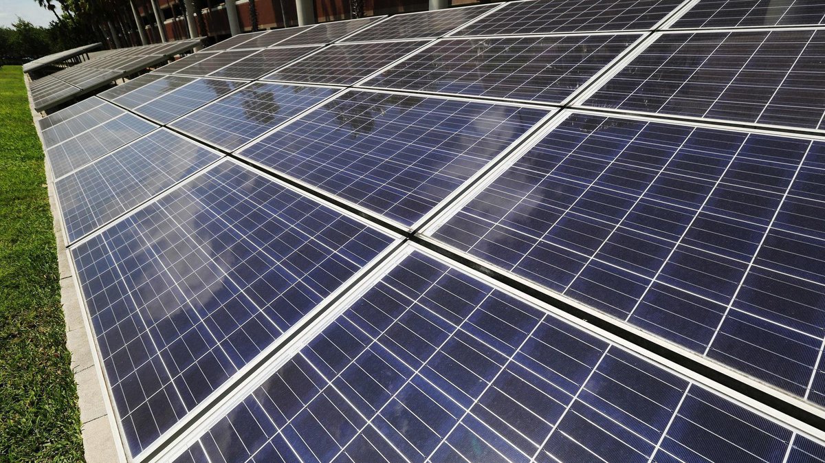 orlandosentinel's tweet image. Orlando and Duke Energy may put solar panels, huge battery at sewage plant thesent.nl/2DamMAb