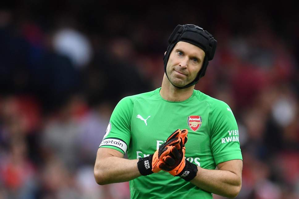 CECH HIGHLIGHTS IMPRESSIVE RECORD AGAINST MESSI