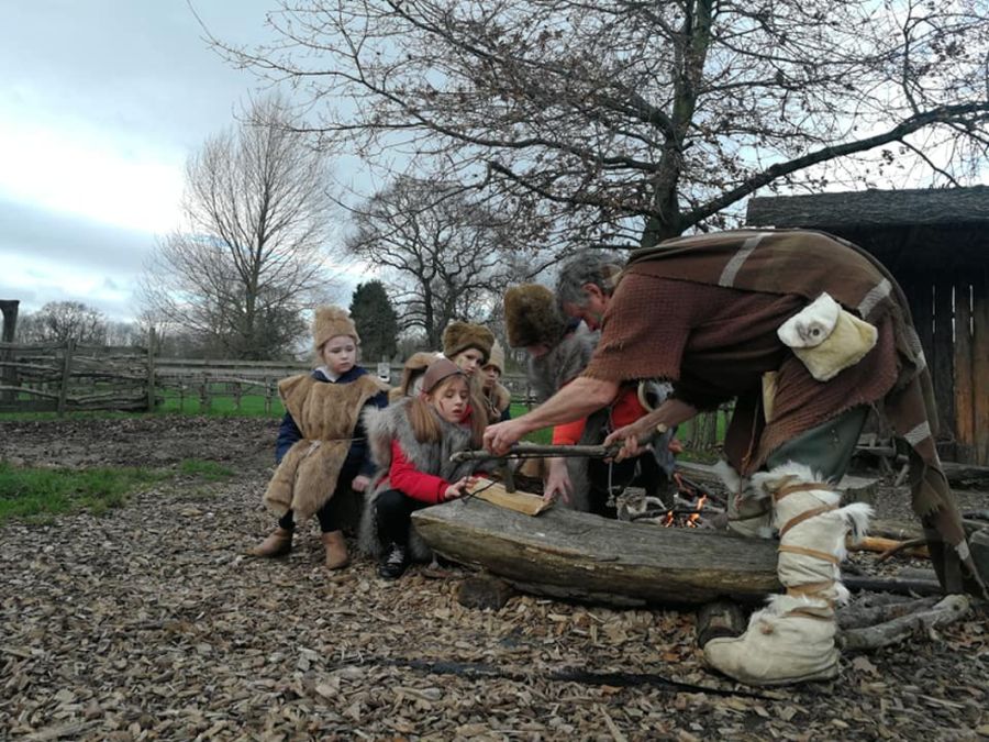 Our learning team have had a fantastic day filming with Cut ltd at Murton Park, watch out for an exciting addition to our popular Stone Age workshops exploring the fascinating site Star Carr! @Cutlimited @YorkFarmMuseum