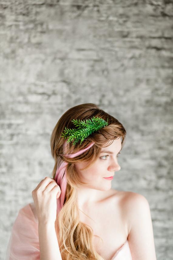 kedr_flower's tweet photo. #Greenery Hair Comb Rustic Bridal Hair Comb Green Headpiece Greenery Wedding Hair Piece Floral Headpiece Leaves Hair Pin Boho Bridesmaid Gift #flowerhair #weddinghaircomb #bridalhairpiece #floralheadpiece #bridesmaidgift #bridesmaidh... #haircomb https://t.co/oMCvOLVe7B https://t.co/5JEWrNSue9