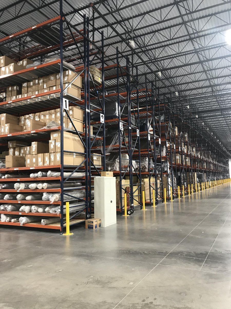 HarrisHandling's tweet image. We were able to work with a nationwide furniture retailer to design, supply, and install a VNA racking system with wire guidance for their new #DistributionCenter. See what we can do for you: buff.ly/2ST6NLK  #harrishandling #choateconstruction #Warehouse