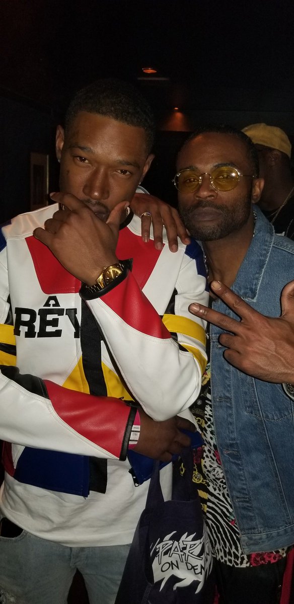 JCarterLA's tweet photo. #YoungLegendsNight | Me & my bro @KevinMcCallJr // #KevinMcCall
•
•
•
#ThaJTeam #CartierCarter #JCartier #UpperEchelon #JCarterCreativeGroup #LAX #JCarter #JCarterLA #RIPCliff #Music #RnB #HipHop #Entrepreneur #2019 #Entertainment #Hollywood #Hollyhood #New #GoldenChild #VIP https://t.co/Dz8Cdkc37w