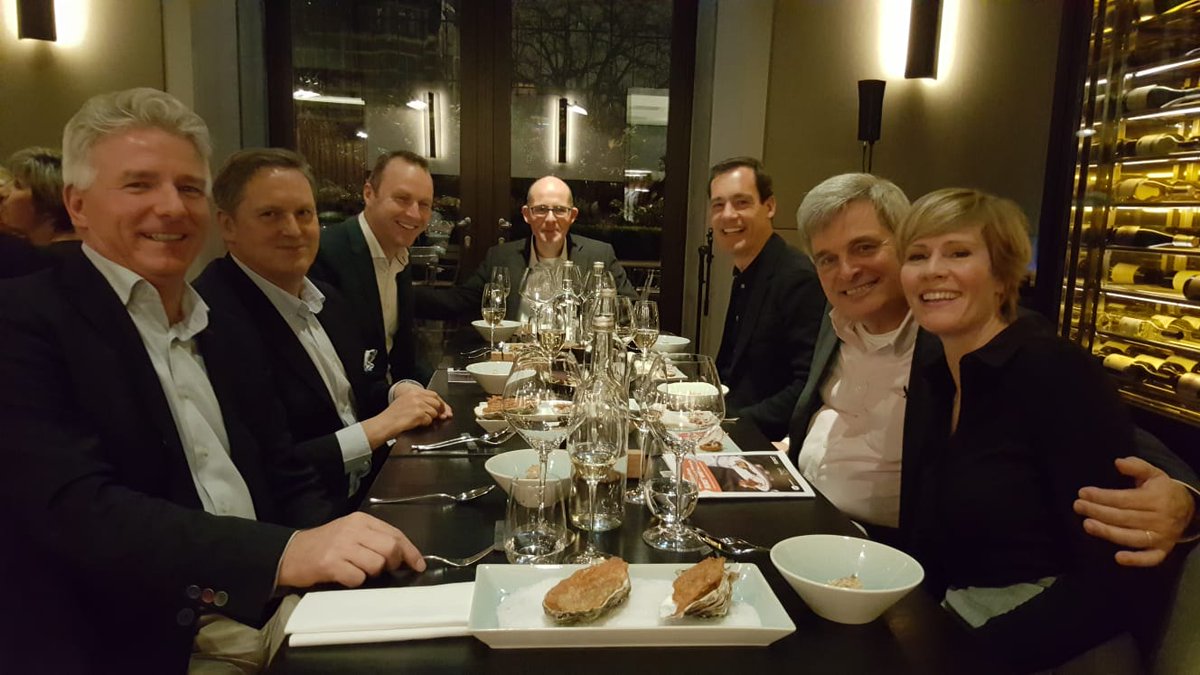 On 12 January at ICCO´s Manqá event. The FoodStars founders <a href="/Truvalustartups/">Truvalu.startups</a> and @WStartupFactory were present at this event where the chefs combined their forces to raise money for Manq'a, the gastronomic schools established by ICCO and Claus Meyer. 3d.casa/manqa-bogota