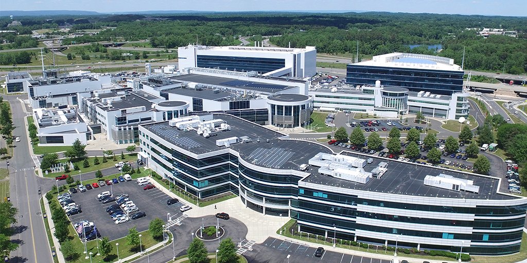 2009 ➡️2019... and the growth of SUNY Poly still continues #10yearChallenge <a href="/CNSE/">CNSE at UAlbany</a> <a href="/Danfoss/">Danfoss Group</a> <a href="/PolyWildcats/">SUNY Poly Wildcats</a>