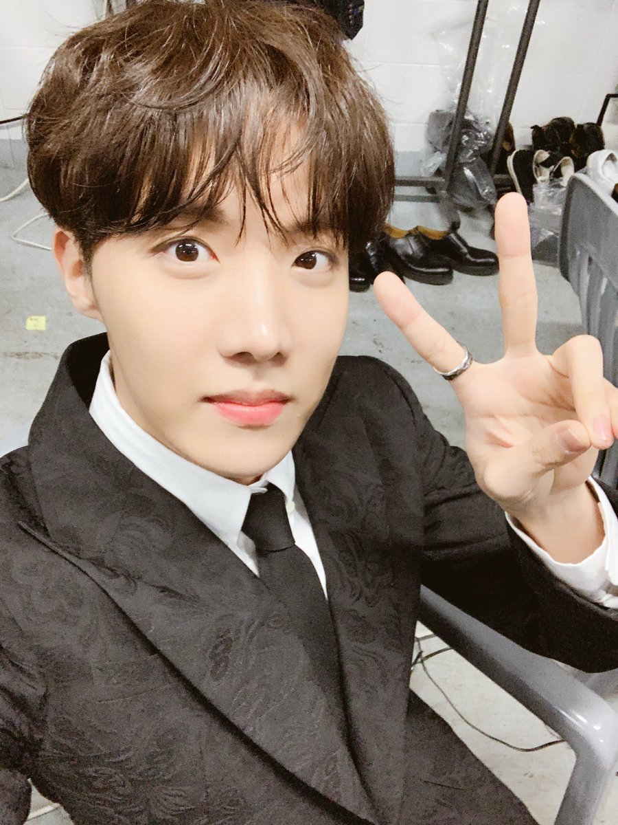 BTS_twt tweet picture