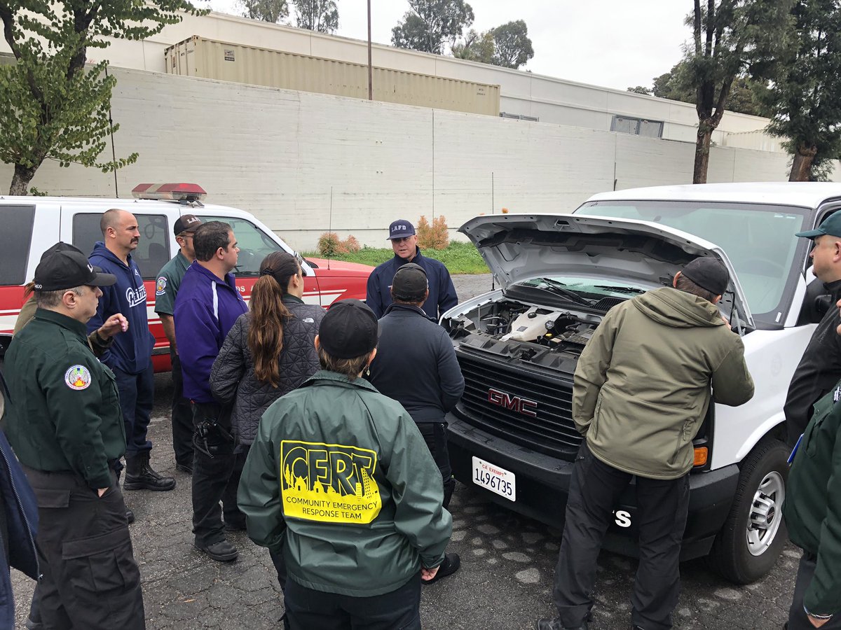 CertLAFD's tweet photo. Rain or Shine, @CertLAFD and @LAFDtalk In Service Training Section facilitating Defensive Vehicle Operation Course (DVOC) for #LAFD #CERT #CallOutTeam members. Honored to also have our friends at @la_crt attending! #CommunityFirst #DisasterReady @MayorOfLA @LAFDChief @LAFDCOS https://t.co/bhSif1HNkC