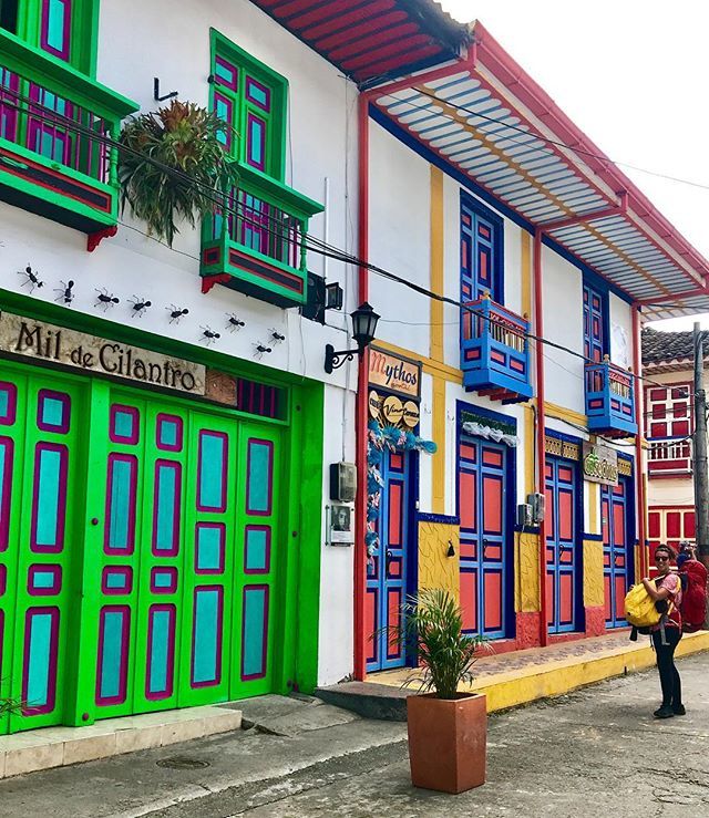 RandomTrip_Blog's tweet photo. Hoy os queremos dar las GRACIAS.
Por estar ahí, acompañándonos en nuestras stories y fotos de esta nuestra aventura #randomlatam que empezó por #Colombia. Por los mensajes que nos enviáis (¡no sabéis la ilusión que nos hacen!) para decirnos que os está … https://t.co/yBREyTubsX https://t.co/UpWzbrZh7E