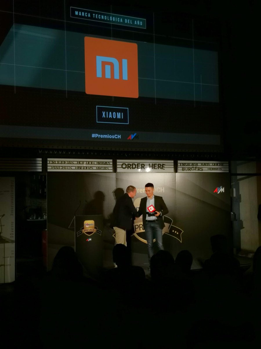 computerhoy's tweet photo. #PremiosCH https://t.co/IH19U8eERV