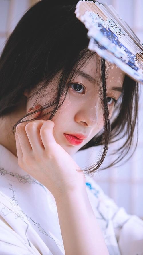 LaurenVictorita's tweet photo. Happiness is like a butterfly; the more you chase it, the more it will elude you.
But if you turn your attention to other things, it will come and sit softly on your shoulder.
Be the type of person who leaves a mark, not a scar...Be Happy 😊

@adityasingh7865 https://t.co/piqp95nqKq