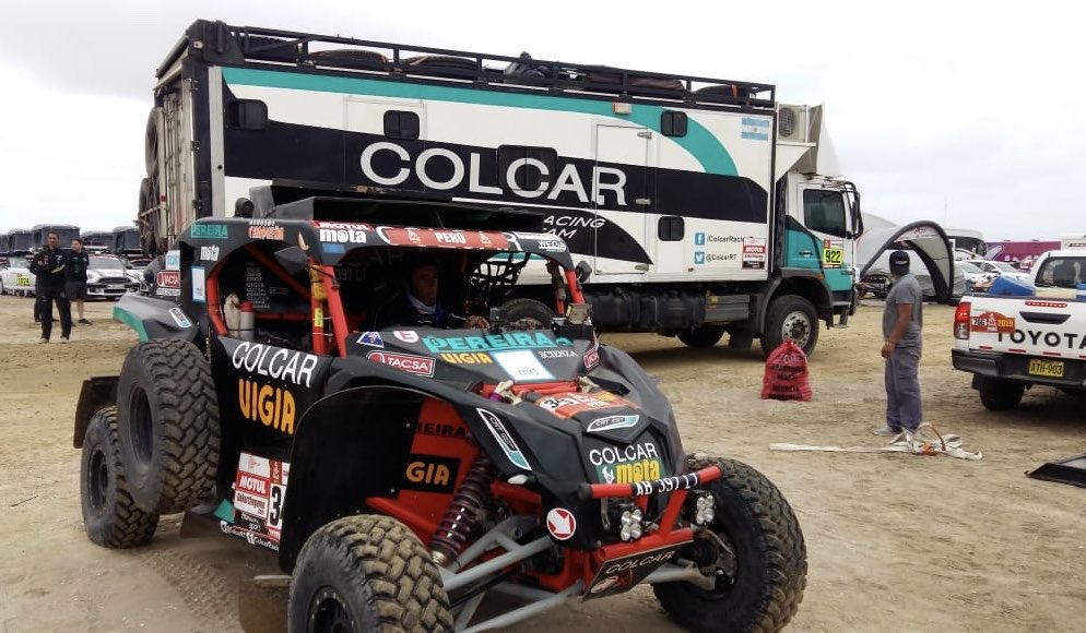 Etapa 8 a Pisco. Arrancamos con todo 💪🏻💪🏻<a href="/dakar/">DAKAR RALLY</a> @ColcarRT <a href="/patosilvasport/">Pato Silva</a> <a href="/soleCRT/">Sole Prieto</a>