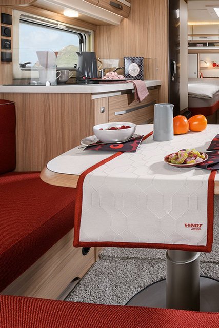 MCaravaning's tweet photo. Novost s sejma CMT:  
Fendt Bianco 515 SG Rosso - omejena količina bogato opremljene počitniške prikolice.
https://t.co/WyrgO0giJp… https://t.co/51LeTpElGo