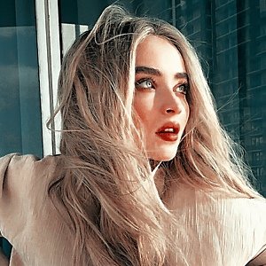 Dedkrut's tweet image. ~Сабрина Карпентер~
Рт — взял(а)
Фав - нравится
Жду отзыва~