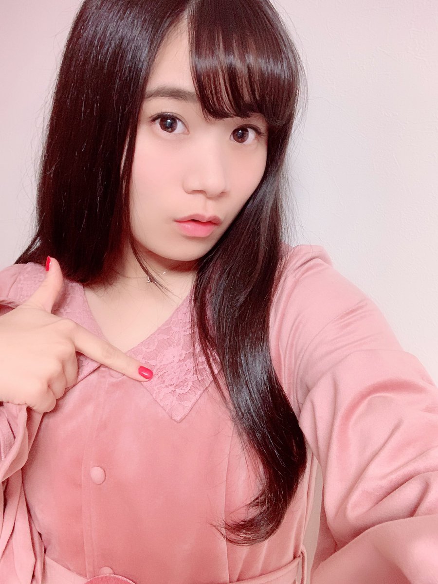 高岸美里亜 Twitter पर 今日も一日お疲れ様でしたっ ˊᗜˋ みてみて いつのまにか髪の毛のびた T Co 4xracqrmiy Twitter