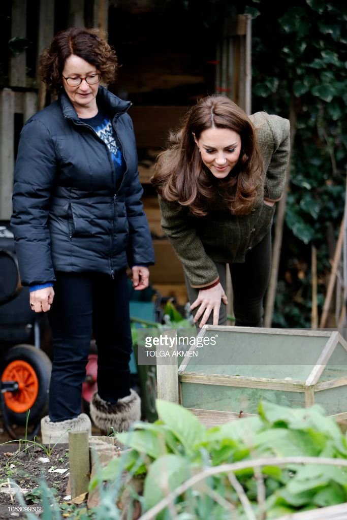 RoyaleVision's tweet photo. #royal Jan 15, 2019 - Catherine, HRH The Duchess of Cambridge visits the Islington community garden in north London https://t.co/pO7Z2p311H