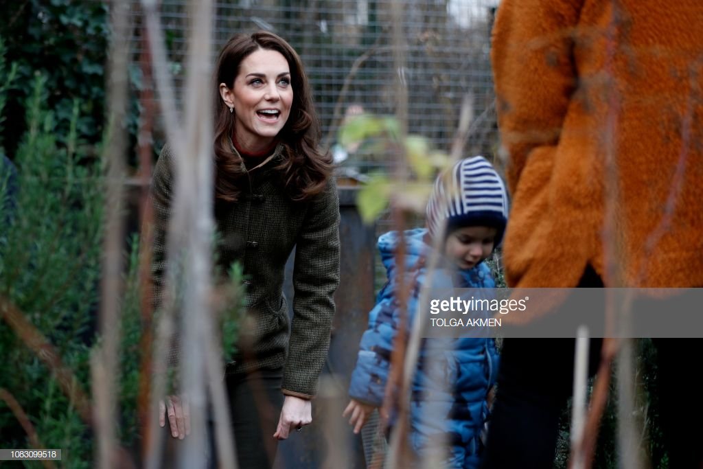 RoyaleVision's tweet photo. #royal Jan 15, 2019 - Catherine, HRH The Duchess of Cambridge visits the Islington community garden in north London https://t.co/pO7Z2p311H