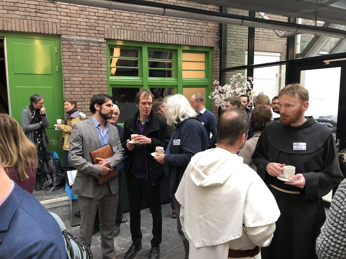 VVTheologie's tweet photo. Koffie vooraf https://t.co/w7HbT2vYFW