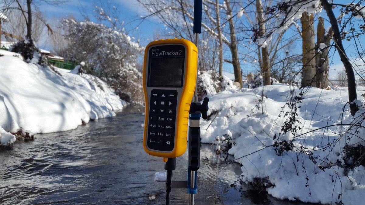 instrumena's tweet photo. Muy contentos de que nuestros equipos  #Flowtracker2 de @SontekYSI y  3XO EcoMapper AUV de @YSIinc estén entres las innovaciones tecnológicas premiadas por @Smagua  #Smagua2019 https://t.co/ADpykShZNt https://t.co/zx7EZoLT3f