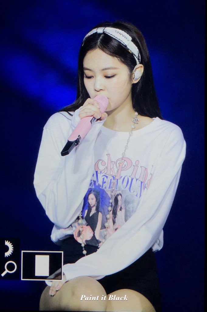 Jennie Big Bow Top Chanel Baby Blue