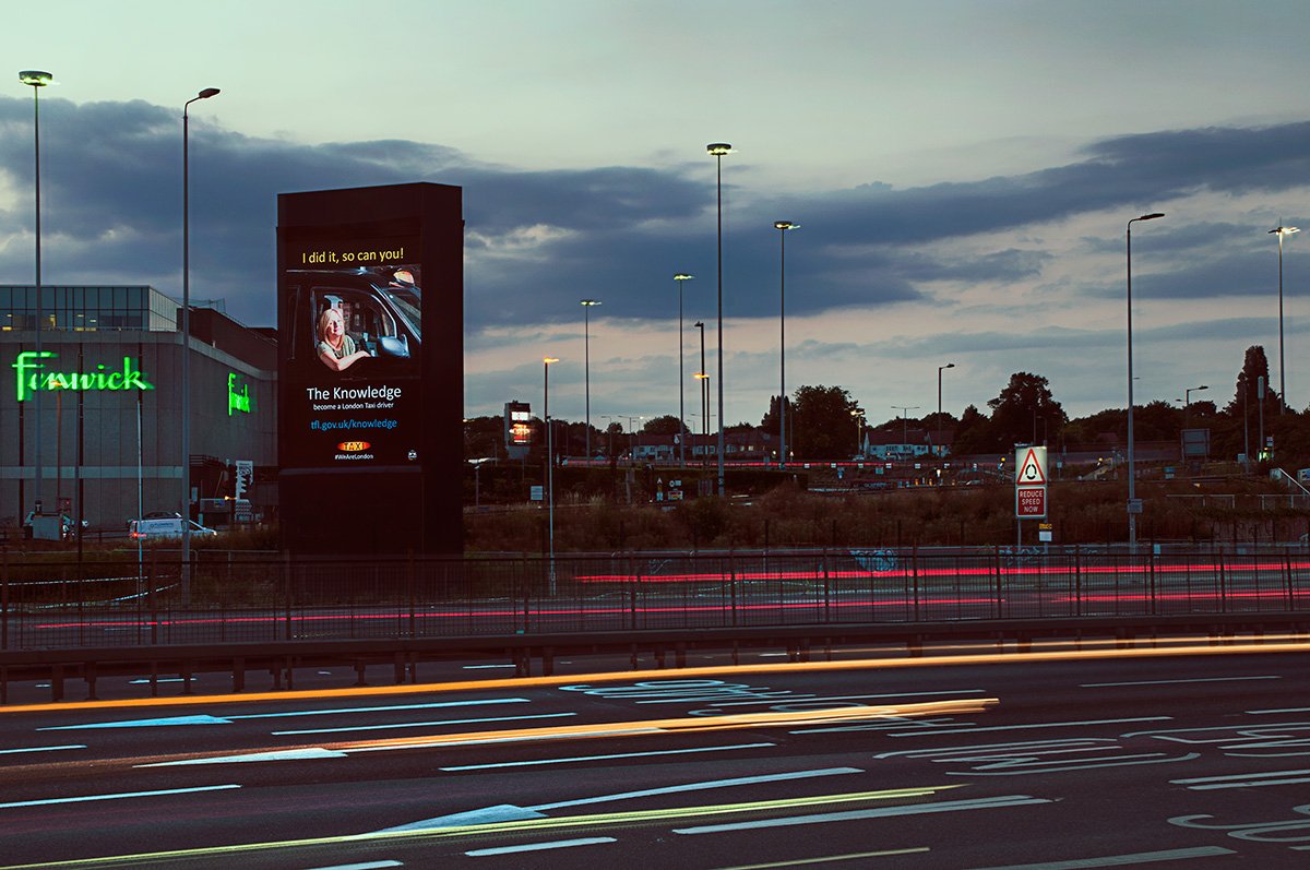 Direct_8Outdoor's tweet photo. Looking for something new and challenging to do in the #NewYear? @londontaxi_pr is promoting opportunities on our #NorthLondon #DOOH screens! Use your knowledge and become a taxi driver. #YourOutdoor #Powerof8 https://t.co/TeBqSI4yFO