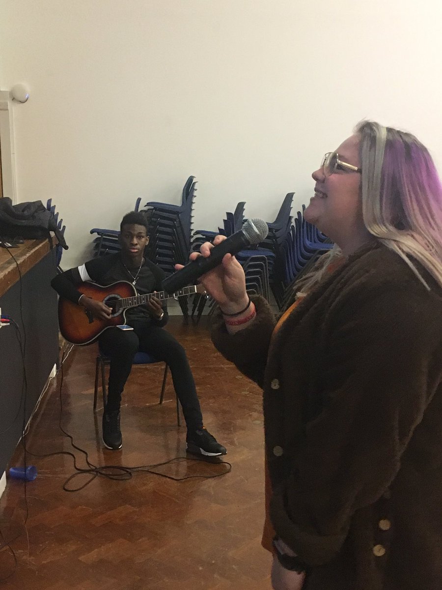 OakExtra's tweet image. Open Mic at Welwyn today. Such talented students! Come along next Tues @oaklandscollege