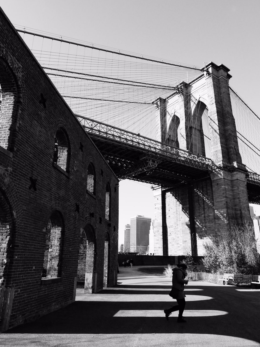 Jairo_Cardoso's tweet photo. Dumbo Park, Brooklyn.
#street #streetlife #streetshot #streetphoto #streetphotography #urban #urbanlife #urbanphoto #urbanphotography #snapshot #photojournalism #blackandwhite #bnw #streetclassics #streetleaks #Brooklyn #brookynbridge #NewYorkCity #NewYork #NYC https://t.co/jnedHwGCE5