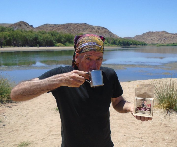 Check out the Trailrunningman Facebook page to learn how to enjoy a cup of coffee beside the Orange River. <a href="/sabinscoffee/">Sabins Coffee</a> <a href="/KAEM250km/">KAEM 250km</a> 
facebook.com/Ed.trailrunnin…