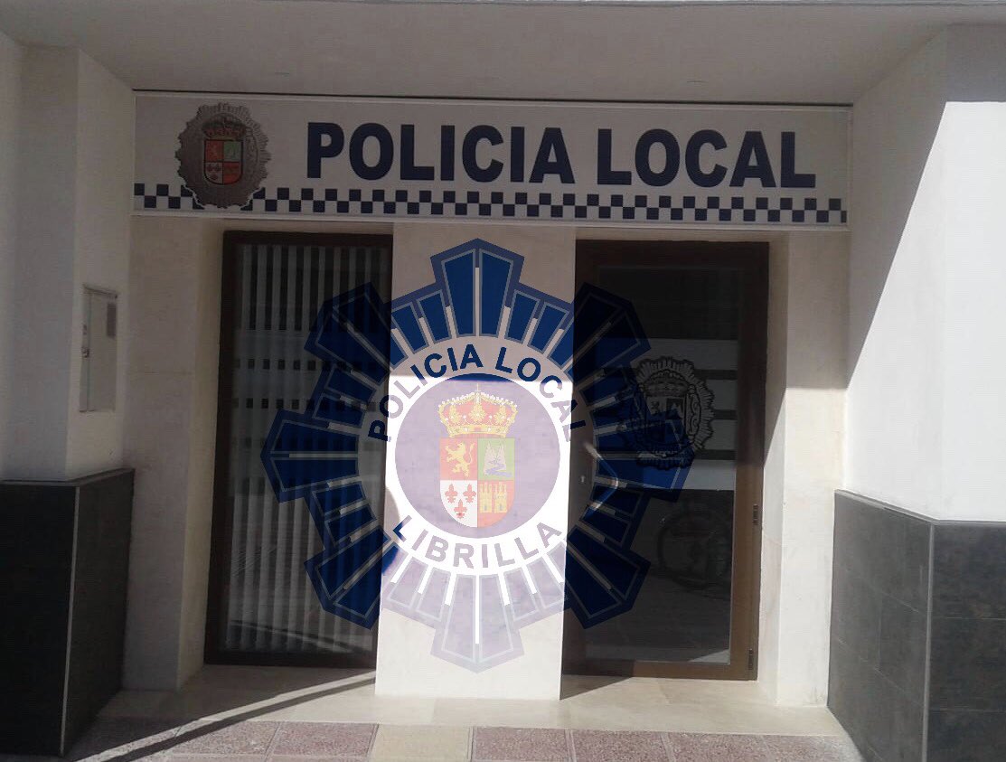 Desde #Hoy la #PoliciaLocaldeLibrilla estrena #NuevasDependencias a falta de la inauguración oficial.
Gracias al #AyuntamientodeLibrilla y a la #ConcejaliadeSeguridadCiudadana se hace realidad un #EdificiodeSeguridad para  #PoliciaLocal y #ProteccionCivil.
#Nuevaubicacion