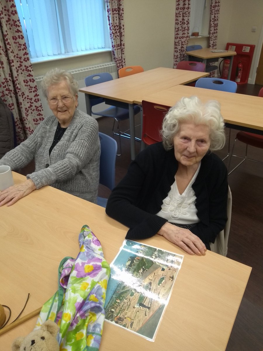 froggatt_debbie's tweet photo. Tenants from Eccles home enjoying lunch and reminiscing session at Barton hub @city_west @forviva_group https://t.co/ZMfraMAGgl