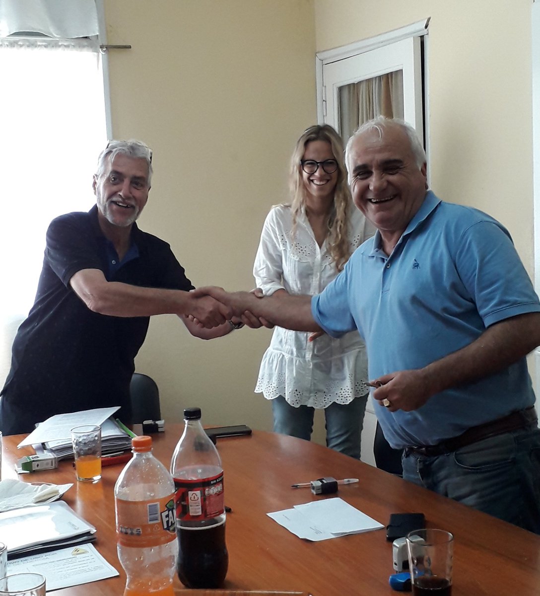 Municipioeltio's tweet photo. ACTO DE ENTREGA DE LA OBRA DE PROVISIÓN DE AGUA POTABLE por parte de La Sec.deSP del @gobdecordoba @JuanNVallejos @MinSPcba a las autoridades municipales de #ElTío @Ferpirurossi #LaFrancia #CoTAC Estamos contentos 😊 de dar otro paso #ElTíoCaminoalProgreso https://t.co/UkjZHVKlr4