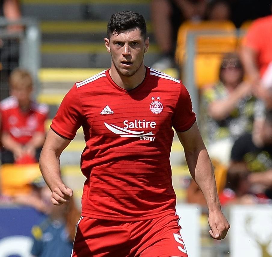 AberdeennFC's tweet photo. BREAKING: Scott McKenna has today departed the club for Celtic, with Jonny Hayes signing a 3 and a half year deal with the Dons and Jack Hendry coming in on loan until the end of the season! #StandFree https://t.co/1yNmafktgT