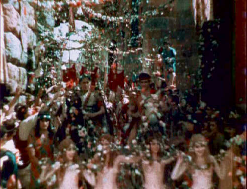 jfc i never realized that the aviator's cinematography is meant to replicate two-strip technicolor. i used to watch it *all the time* but hadn't seen it in many years so i'll blame that. doing 1930 i fell in love w/ the reds & greens of two-strip. it's sublime. so striking in TA