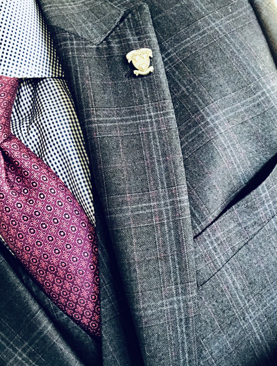 #TuesdayThoughts 
Dress for a big day when anything is possible...
#custom #suit &amp; #shirt by <a href="/iDesign_Apparel/">iDesign Apparel</a> #tie by <a href="/Dormeuil/">Dormeuil</a> ✂️