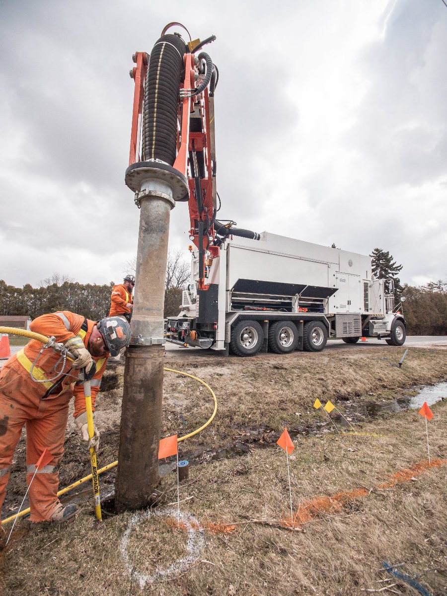 TrenchlessTech's tweet photo. .@OxEquipment, I-Quip form partnership to grow technical, sales support for MTS Equipment in the Midwest United States. (Trenchless Technology Magazine - https://t.co/ZDNbszSIqk) #GoTrenchless #innovation #suctionexcavator #digsafe https://t.co/le58pE3DFv
