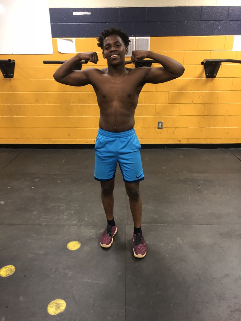 tanner_glisson's tweet photo. Kullum Irvin....2nd period “Lifter of the Day” 🐅🔥🔥 https://t.co/PRamagSEBB
