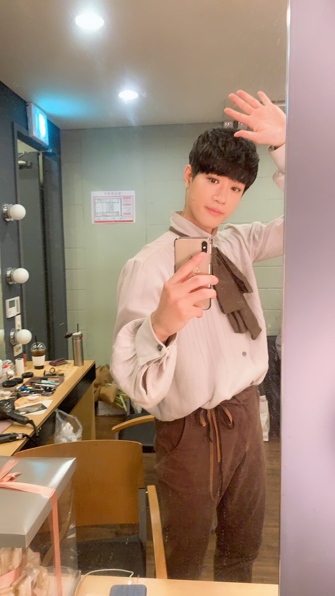 랭보가 끝난지 이틀 지났는데.... 내일 데빌이라니...💀🐍랭보 안녕✋🏼🐤🐦🦅’갈매기 한마리 잡아줘요’