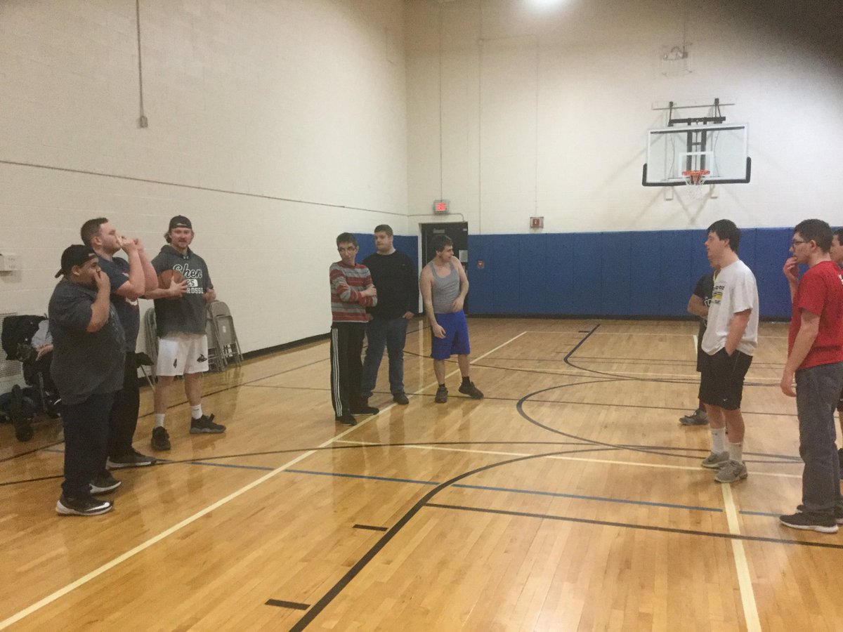 cadrette_j's tweet photo. Choosing teams at the Y https://t.co/YizwFqb84k