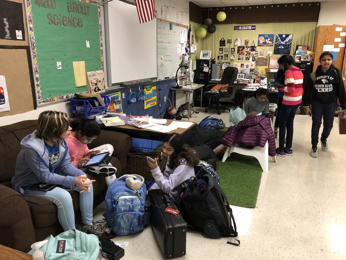 SudovskyL's tweet photo. Morning tutorials in @SudovskyL room- can you tell there is a project due tomorrow?! Love my students dedication to their learning! #KMSwatchmegrow @Killian_MS https://t.co/cPlWstbjUj