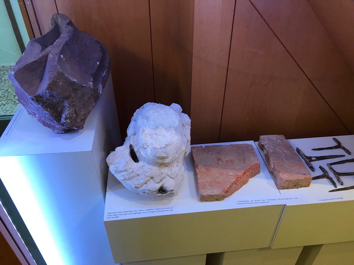 HZLM_Hechingen's tweet photo. Die neue #IiQ Präsentation im Museum befasst sich mit dem Neuen #Schloss in #Hechingen und dessen Architekt Rudolf #Burnitz. #Weinbrenner-Schule #Karlsruhe; auch danke ans @LandesarchivBW für die Digitalisate https://t.co/PVgBdMk3MI #Ausstellung #InteressantesimQuartal https://t.co/mKI6LJEeVt