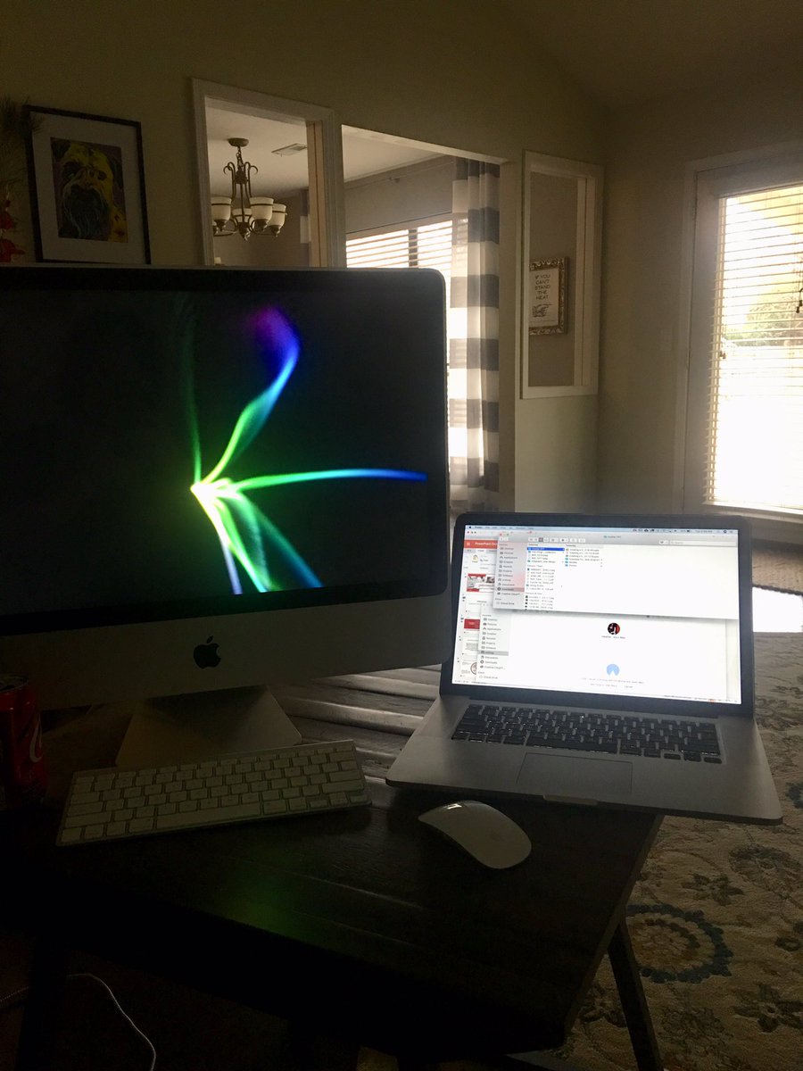 heatherldark's tweet image. Careful, friends! Today is just another Monday, parading around in a Tuesday suit. 
#sendtechsupport  #tooearlyforwhiskeybutcoffeeaintcuttingit