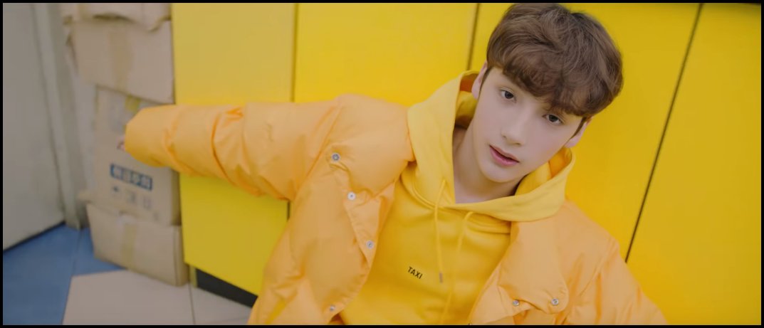 ennuiso's tweet image. дошутились, блин
#HUENINGKAI