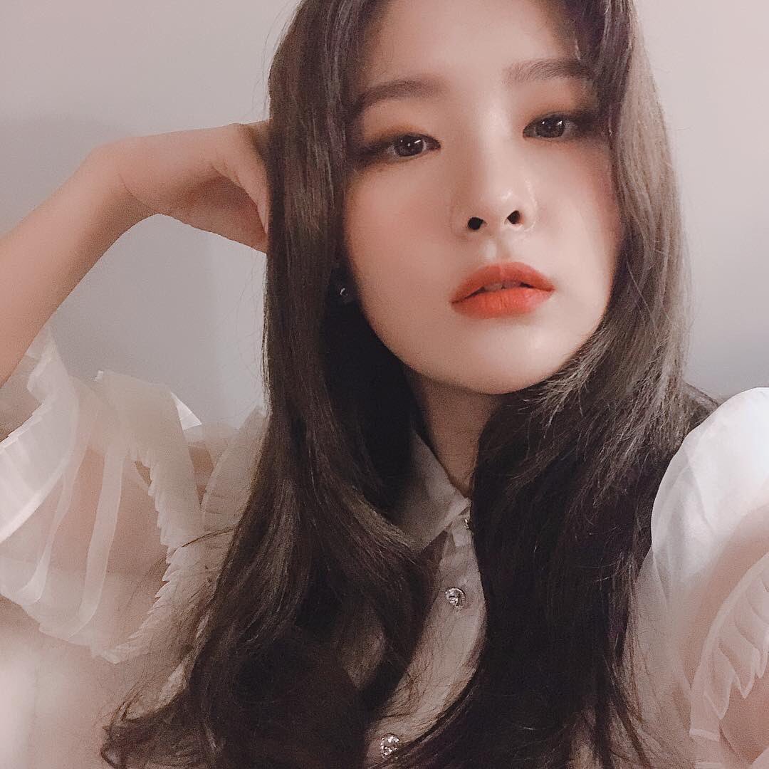 KSGUpdates's tweet photo. seulstagram 💛
https://t.co/9asTusQ7B6 https://t.co/bpw44qonoh