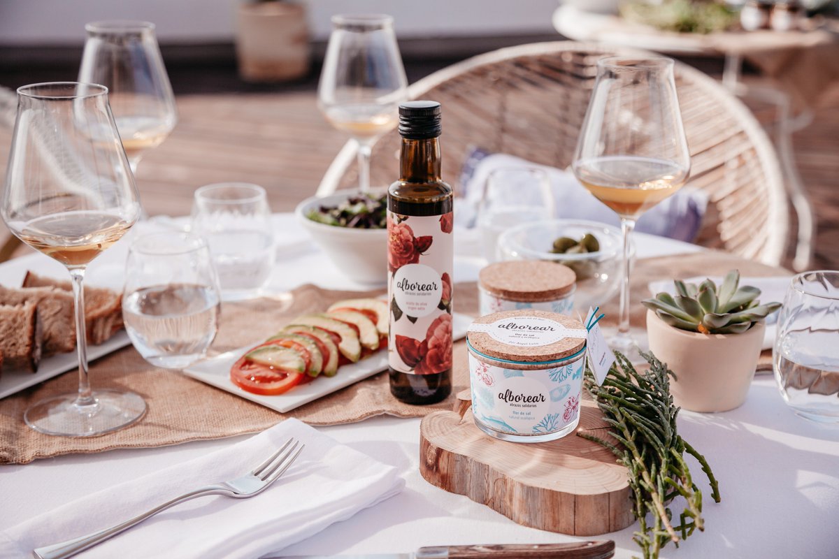 ¡Últimas horas para enviar tu receta #TuGranitodeSal!

Atent@s porque el día 22 publicaremos en nuestras redes y web al ganador ¡Suerte! ¡Mucha suerte! 🍀

Para más información pincha aquí: alborear.com/aporta-tu-gran… #concurso #Cadiz