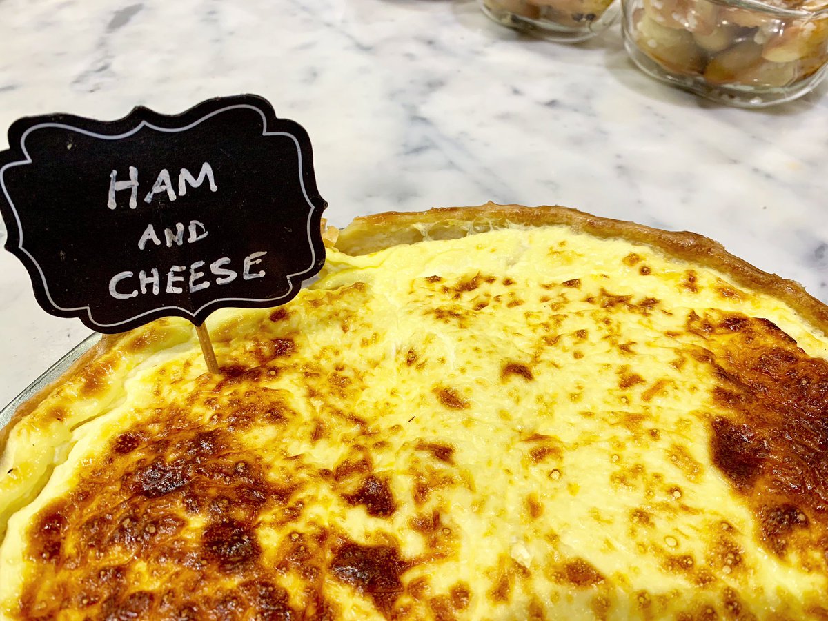 MissMadeleine1's tweet photo. Ham &amp; Cheese quiche 🧀🥓 #tart #savery #cheese #bakery #ham #cheese #french #foodlover #love #pasteries https://t.co/6Su4RyrtxB
