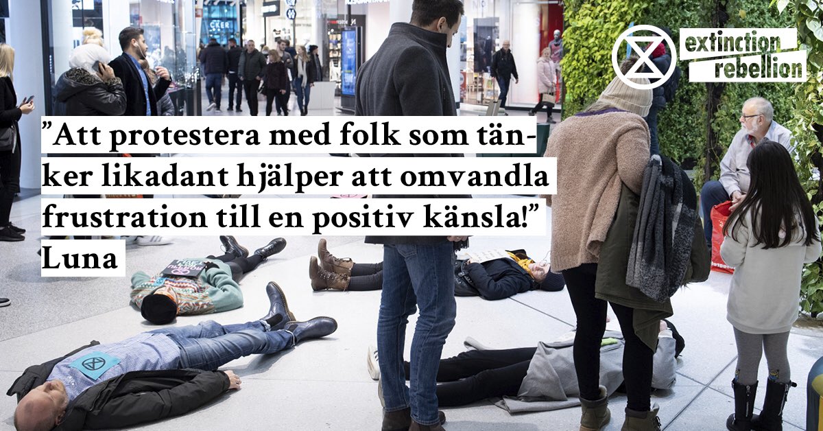 ExtinctionR_SV's tweet photo. “Protesting with likeminded people helps turn frustration into positive energy.” XR Skåne activist Luna on why she took part in our die-in actions.
#ExtinctionRebellion
#ReasonsToProtest
@XR_Sweden https://t.co/QkC7TEK1PR